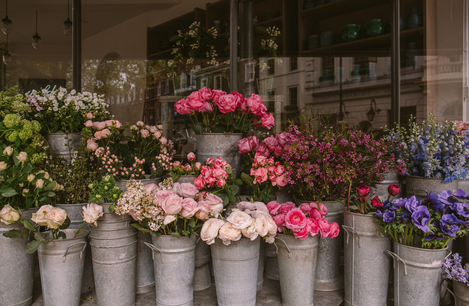 What makes the flower shop near me unique